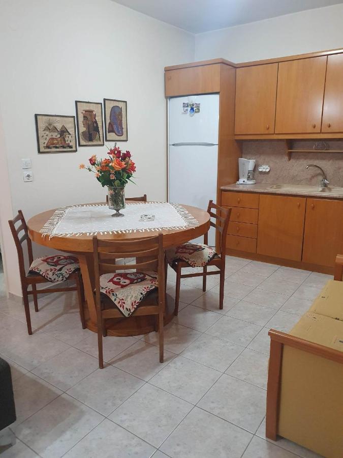 Elle Apartment By Alp Hospitality Services Nea Kallikrateia Ngoại thất bức ảnh