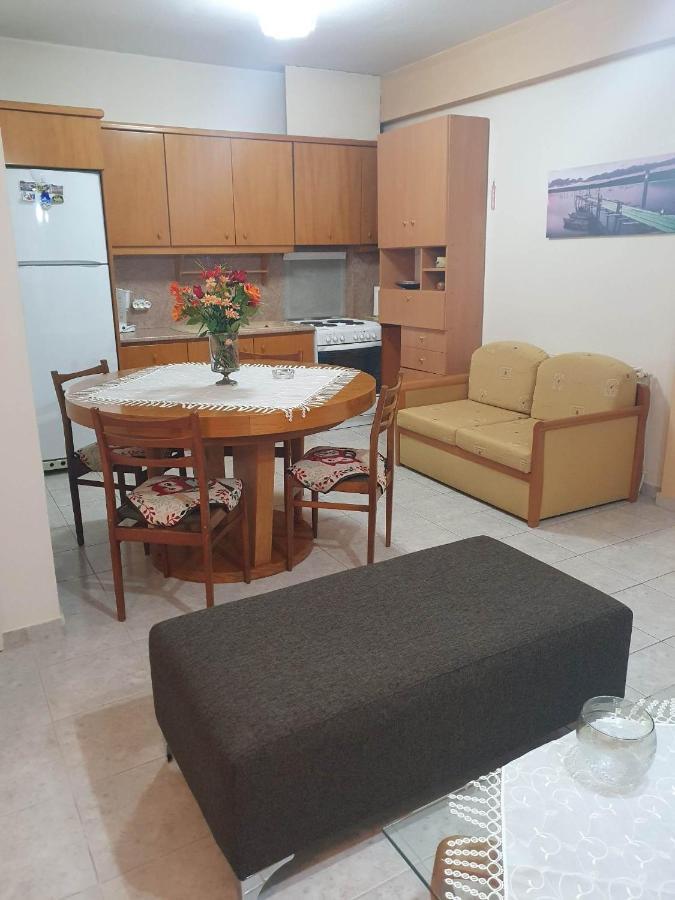 Elle Apartment By Alp Hospitality Services Nea Kallikrateia Ngoại thất bức ảnh
