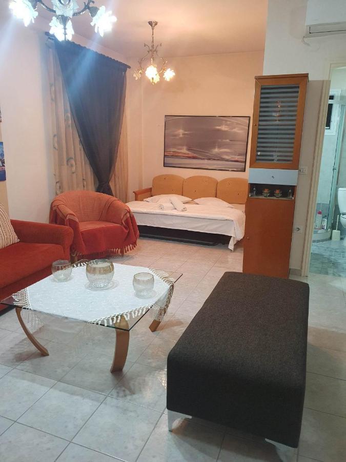 Elle Apartment By Alp Hospitality Services Nea Kallikrateia Ngoại thất bức ảnh