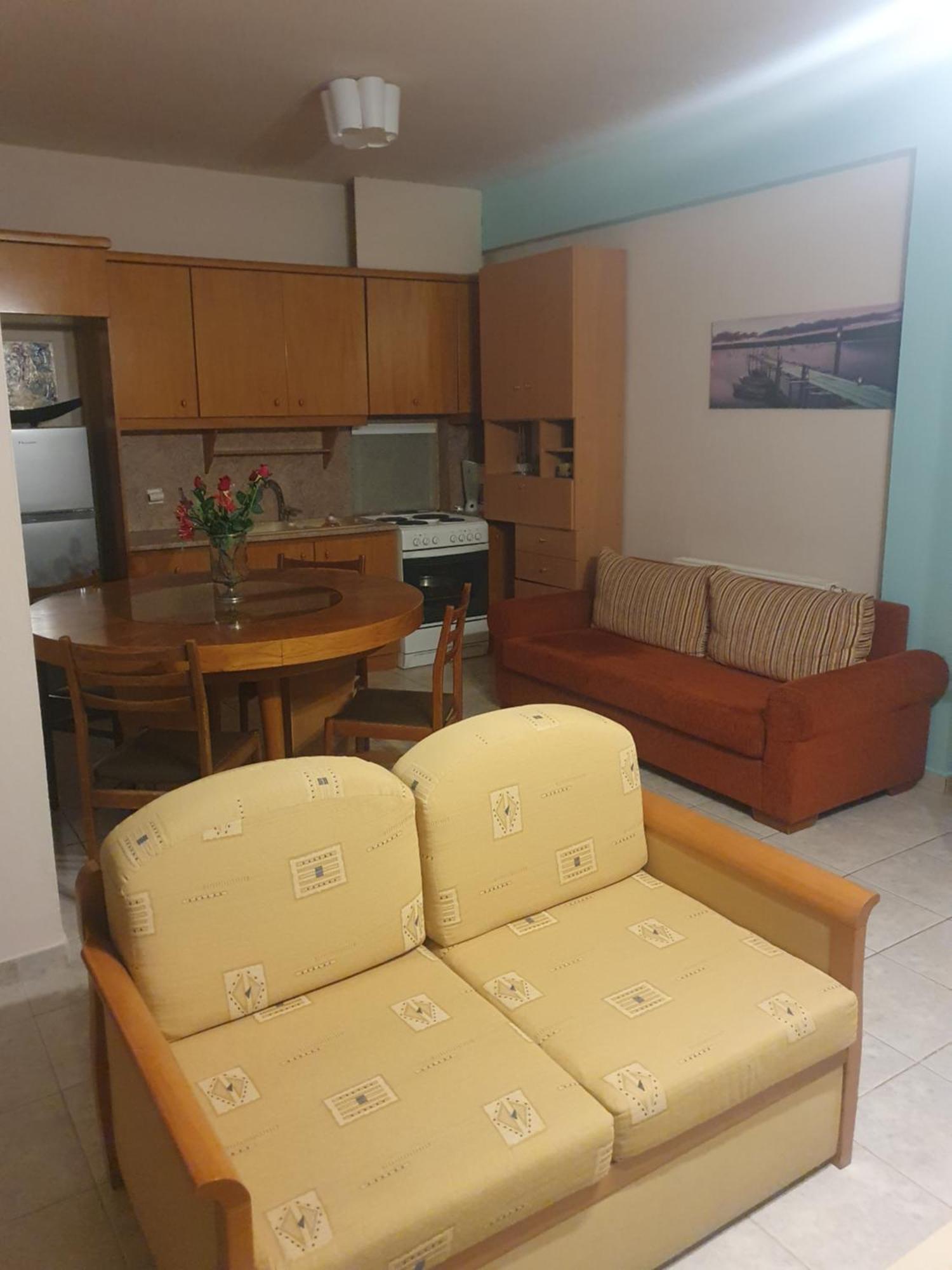 Elle Apartment By Alp Hospitality Services Nea Kallikrateia Ngoại thất bức ảnh
